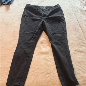 Seven7 Women's Black Skinny Jeans